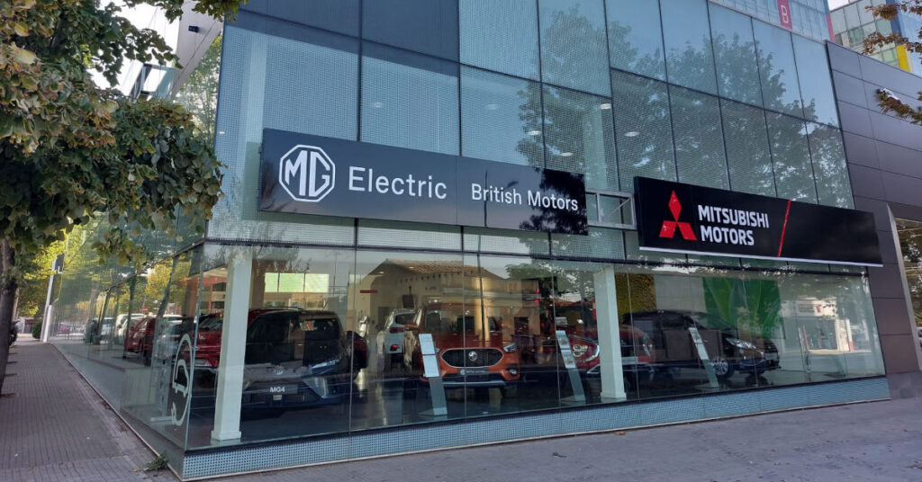 Nuevo concesionario British Motors en Granollers: la electromovilidad para todos llega al Vallés